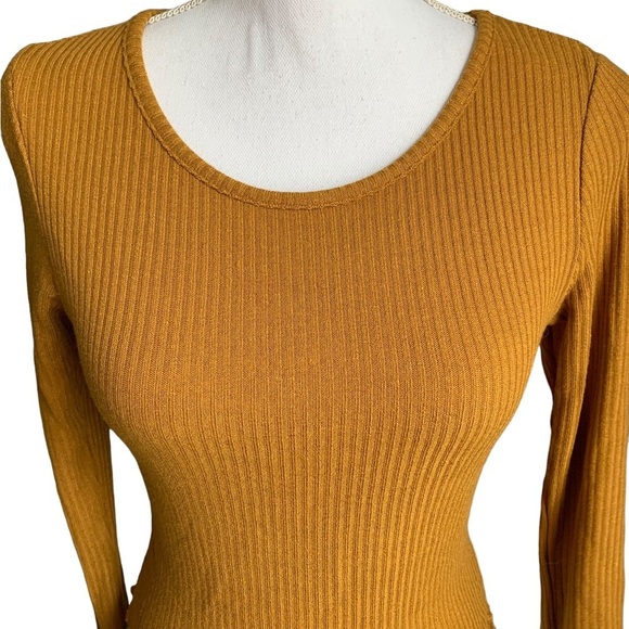 Priceless Long Sleeve Top Size Small - Picture 6 of 12